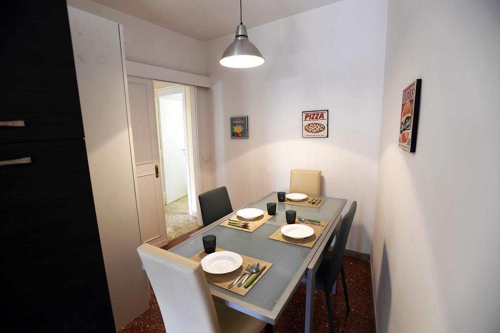 Casa Pigafetta - Piramide Roma
